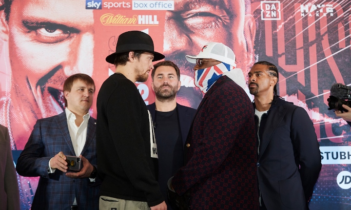 Photos: Oleksandr Usyk, Derek Chisora - Face To Face in London - Boxing